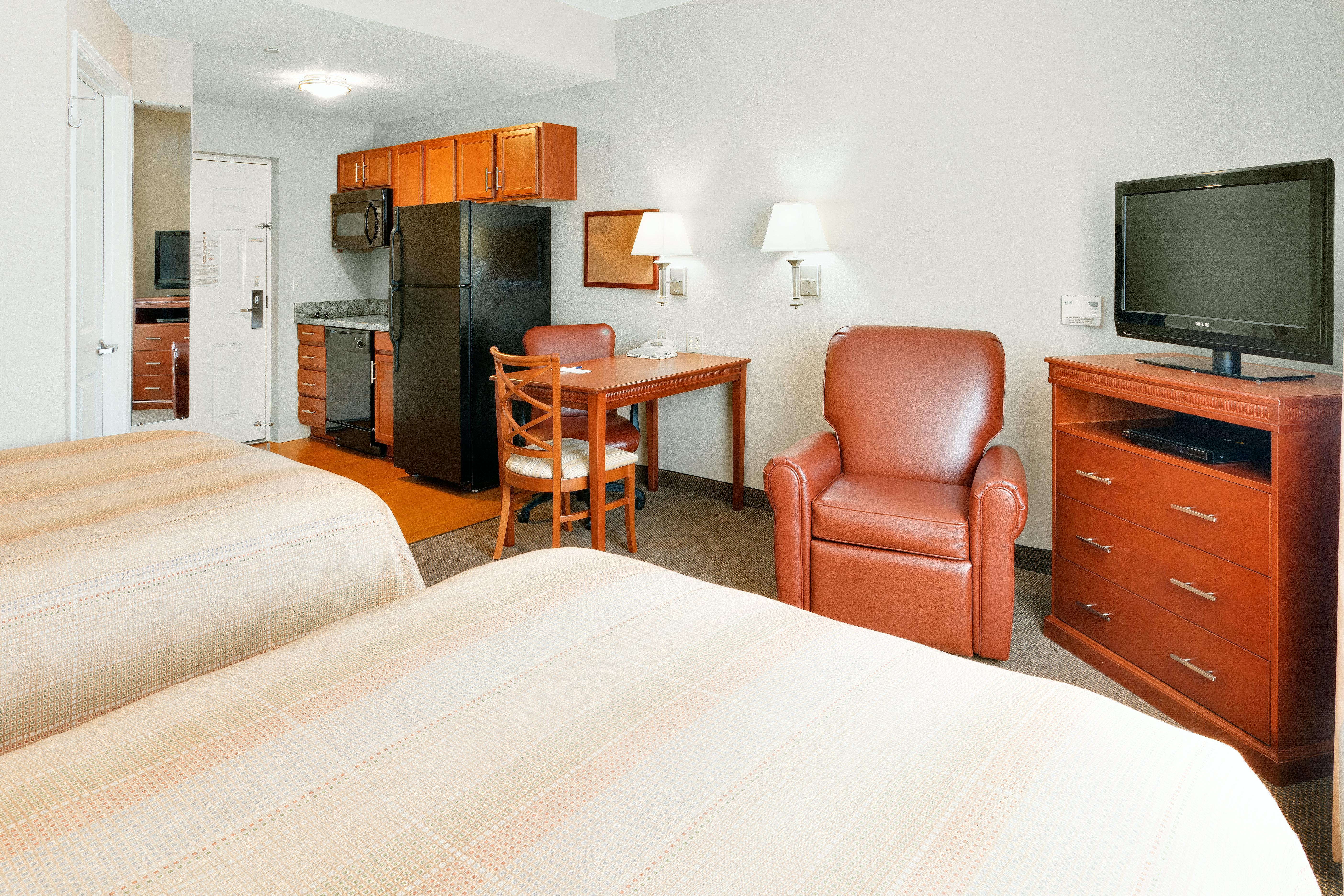 Hotel Candlewood By Ihg 2*